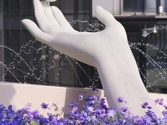 -中航城君尚购物中心