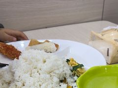 -六和餐饮(东城根店)