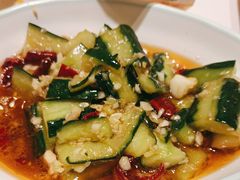 -黄记煌三汁焖锅(新佳丽江汉路店)