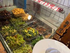 -矮子粉店1985·长沙米粉(湘春路店)