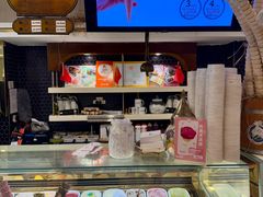 -MADO冰淇淋咖啡馆(淘金店)