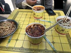 -覃肥叔桂林米粉(粮道街店)