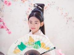 -九月鹰飞汉服摄影工作室