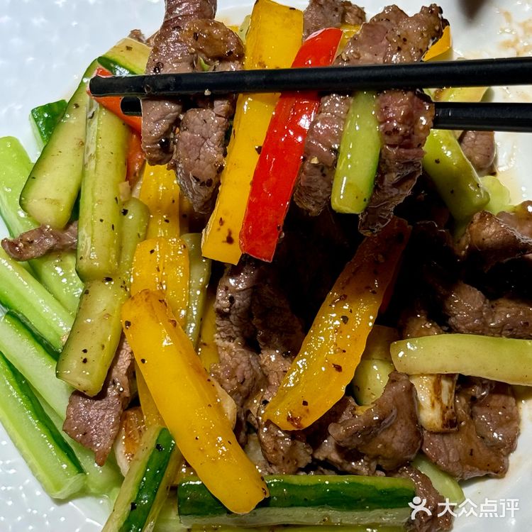 新开的！！！好好吃啊…就喜欢这样的小店！！！