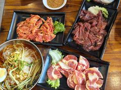 -韩风烤牛肉冷面店