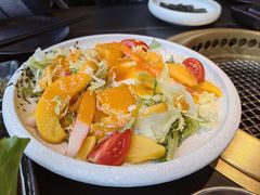 温泉蛋蟹柳色拉-谷牛和牛烤肉(漕河泾印象城店)