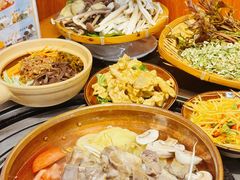 -阿山卓·野生菌火锅·纳西火塘烤肉