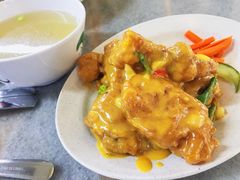 咸蛋排骨-威南记鸡饭餐室
