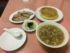 -李连贵熏肉大饼(沈阳站店)
