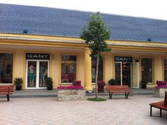 -GAP(王府井奥莱·香江小镇店)