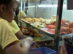 -Bánh Mì Huynh Hoa
