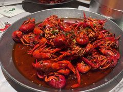 -巴厘龙虾·榜首油焖大虾(音乐学院·沿江酒馆店)