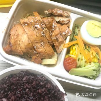 总结一下我吃过的几家沙拉