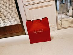 -文艺复兴百货(米兰大教堂广场店)