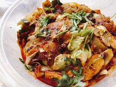 -愉肴麻辣香锅(中山路店)