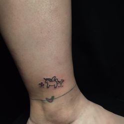 -木子·纹身店TATTOO穿孔·洗纹身