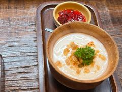 -银米·云南传统过桥米线(双廊黑金冠店)