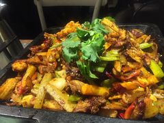 -炭舍干锅·烤鱼(扬名广场店)