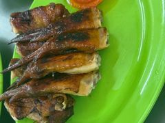 -明记烧鱼美味店