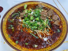 -胥佳烧鸡公牛肉面馆