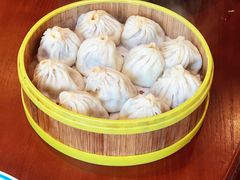 蟹黄小笼包-三凤酒家·百年无锡菜(清扬茂业店)