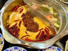 -重庆风光老灶火锅城(同德广场店)