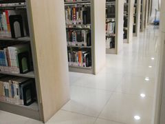-上海市静安区图书馆(新闸路馆)