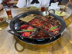 -正南齊北重庆老火锅(光华村直营店)
