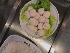 鱼丸-鱼粤鲜淘米捞·中山脆肉鲩火锅(悦湖会店)
