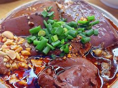 -谢老五跷脚牛肉·非遗传承店