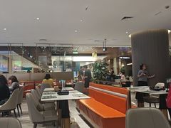 -金马门国际美食百汇(珞喻路店)