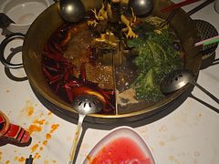 -小龙翻大江文化火锅(宽窄店)