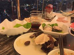 -云中捞高空旋转餐厅(商茂世纪广场店)