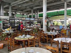 大堂-四川小胡子海鲜(丁村万人海鲜广场店)