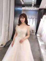 点击看大图 -艾米丽婚纱礼服