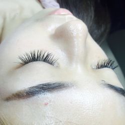 -杉惠素颜美妆皮肤管理中心