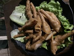 烤卤鸡爪-冰冰龙虾·江湖菜·花园江景餐厅