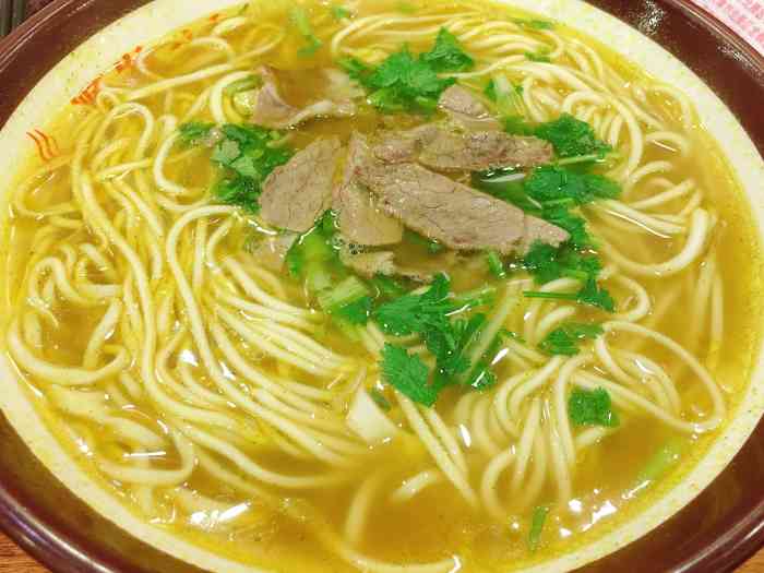 顺发拉面板面(中山门总店)-"想吃这家的牛肉拉面,已经有些时日了～ .