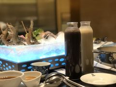 -红鼎豆捞·非遗鲍皇汤火锅(宝丰路店)