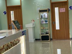 -茂菊口腔连锁(浦东南路店)