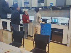 -百安居装修建材卖场(泰然店)