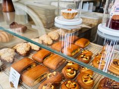 -VERIE BAKEHOUSE