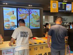 -麦当劳(伟城广场店)