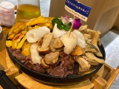 -一朵菌·野生菌探索家火锅(南亚店)