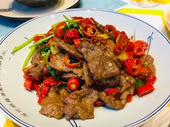 -临界音乐酒馆·小龙虾·江湖菜(华熙LIVE·鱼洞店)