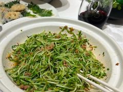肉末豌豆苗-王府井酒店(金桥港湾店)