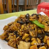 当味道被和美好的记忆与感受关联起来，美味便掺入了主观的成分