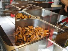 -老鼎万春卤菜(五代传承创始老店)