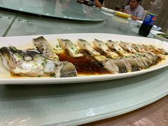 -双子楼大酒店(城开国际写字楼店)