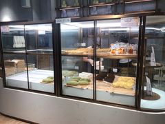 面包甜点陈列柜-奈雪的茶(大梅沙8号仓店)